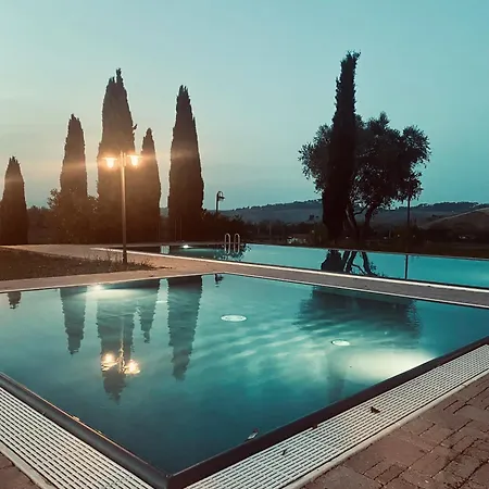 Casa Leoni Chianni Tuscanyonly Feriehus