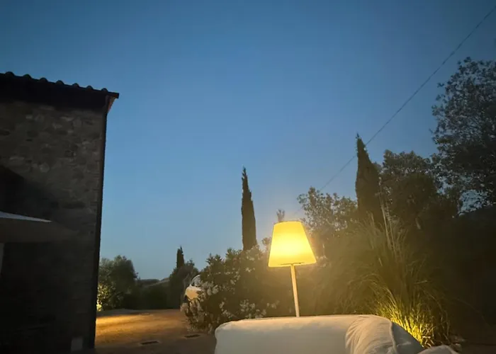 בית נופש Casa Leoni - Tuscan Luxurious קיאני
